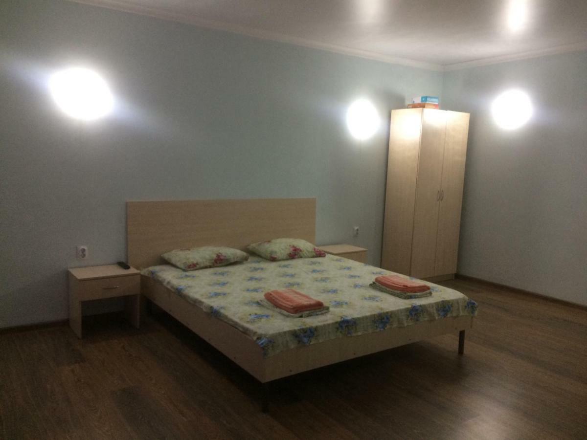 Hotel 777 古达乌塔 外观 照片