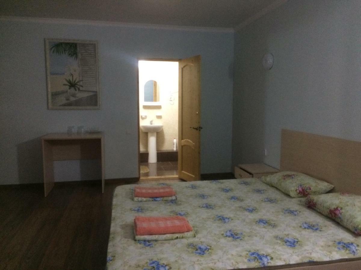 Hotel 777 古达乌塔 外观 照片