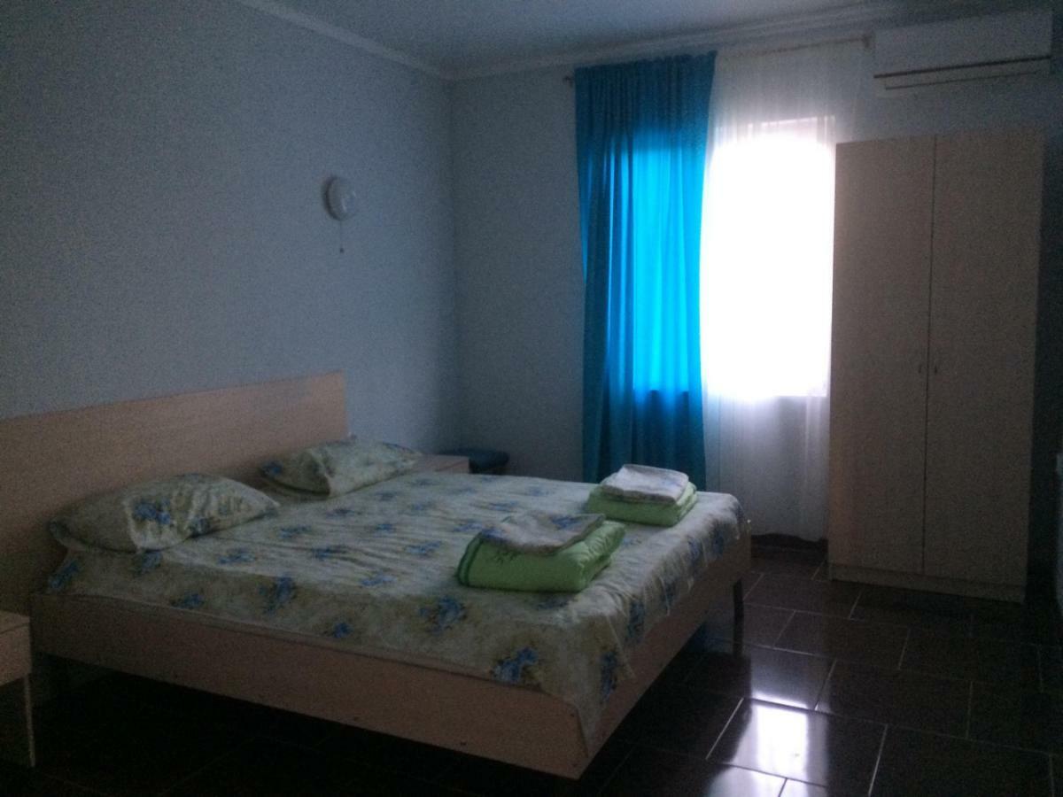 Hotel 777 古达乌塔 外观 照片